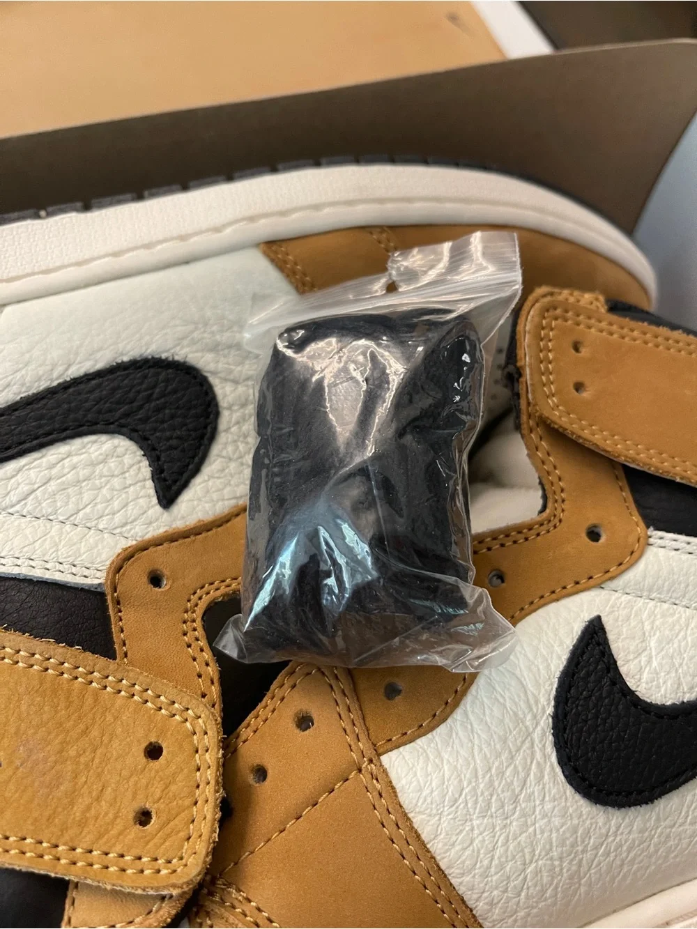 Air Jordan 1 Retro Rookie of the year high OG